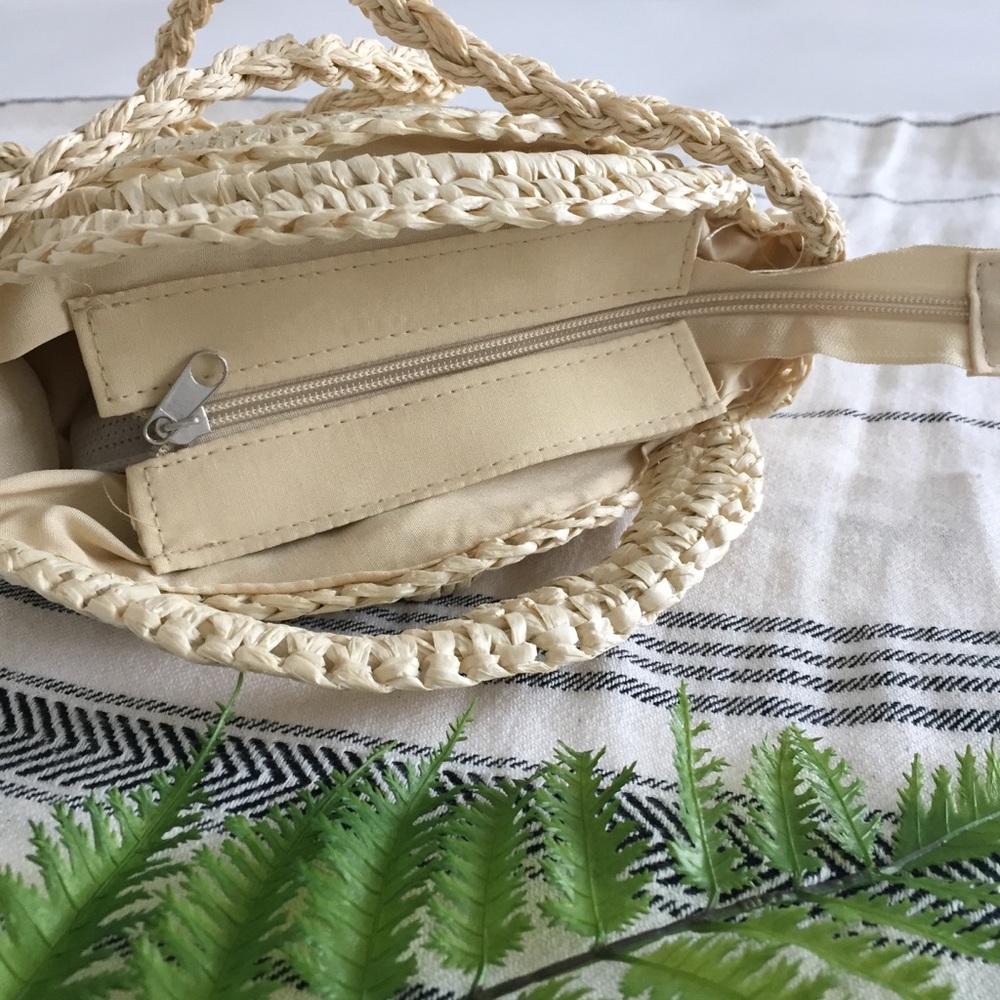 ❗️One Left❗️NWTRound Straw Bag - Picture 7 of 7